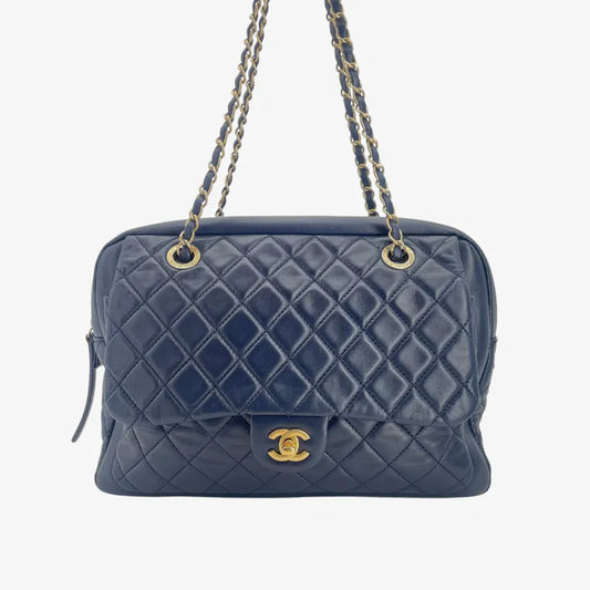 jah189-chanel-vintage-navy-lambskin-quilted-camera-bag