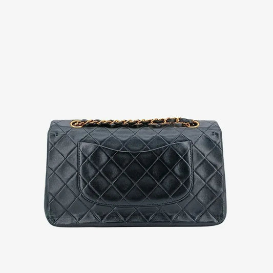 jr524-chanel-vintage-black-lambskin-25cm-classic-flap-bag