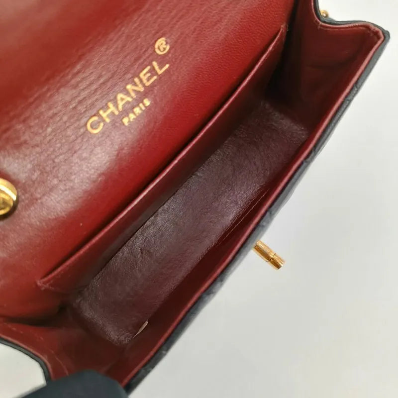jah188-chanel-vintage-black-lambskin-flap-bag