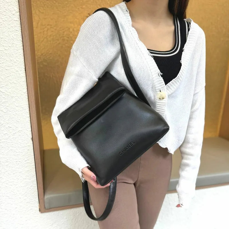 jah120-chanel-vintage-black-calfskin-backpack