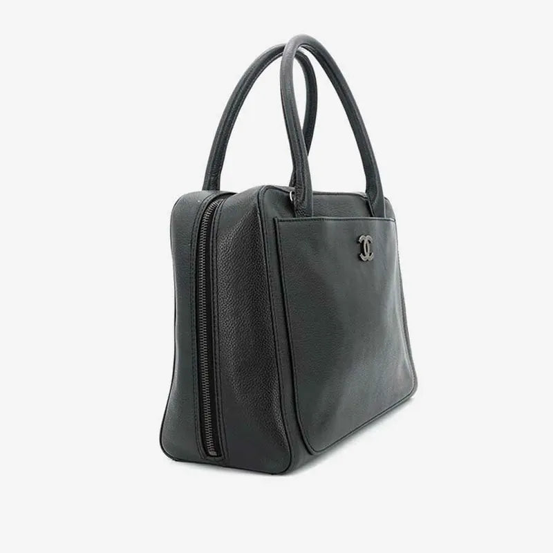 jq898-chanel-vintage-black-caviar-handbag