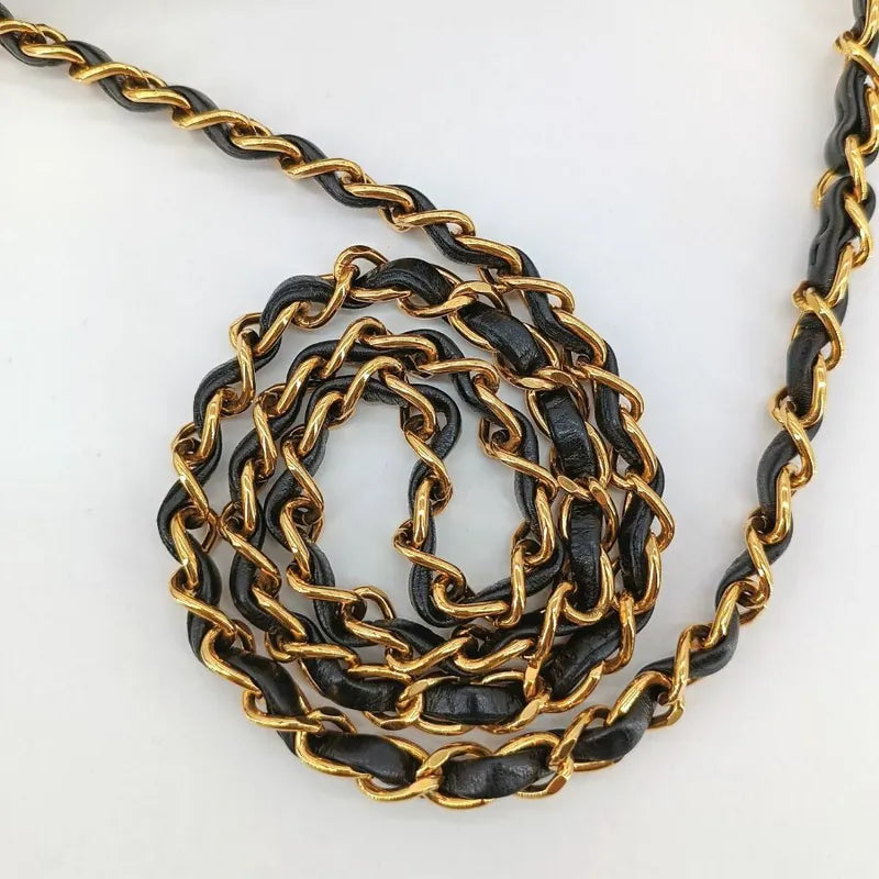 jt283-chanel-vintage-black-lambskin-chevron-envelope-flap-bag