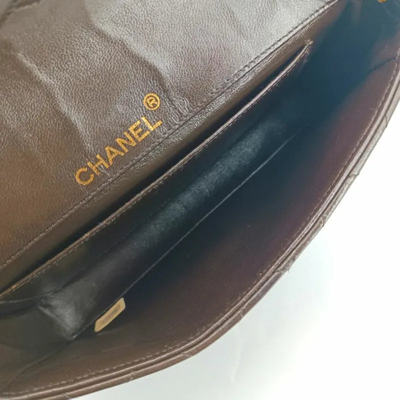 jr621-chanel-vintage-brown-lambskin-pointed-flap-bag