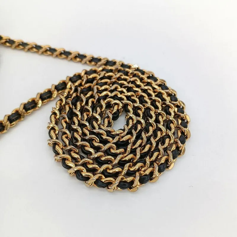 js949-chanel-vintage-black-caviar-leather-camera-bag