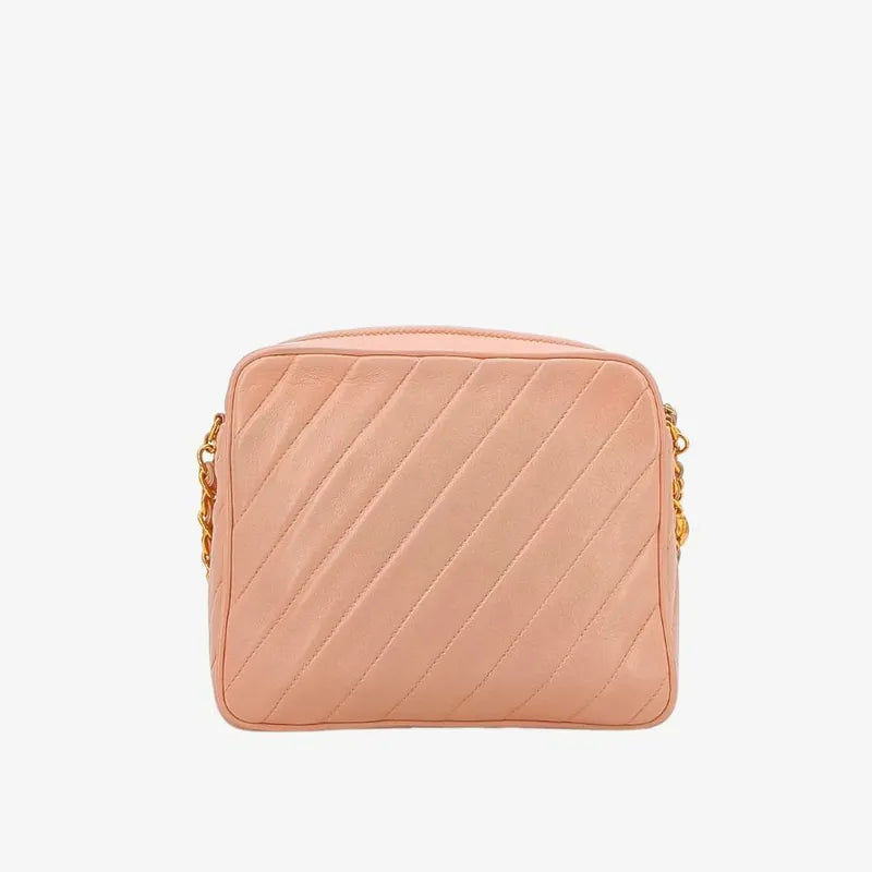 ra349-chanel-vintage-pink-lambskin-tessel-camera-bag