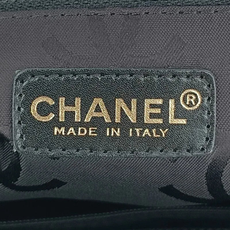 jah184-chanel-vintage-black-caviar-leather-tote-bag