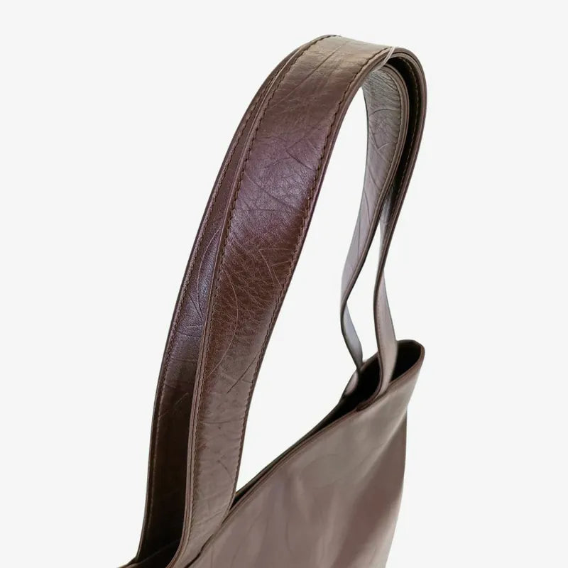 jw252-chanel-vintage-brown-lambskin-cc-embossed-tote-bag