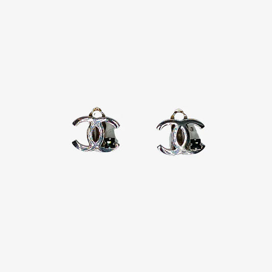 rc334-chanel-cc-logo-with-black-crystal-earrings
