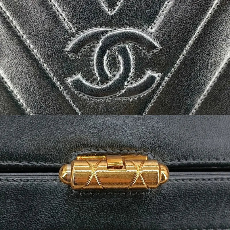 jah110-chanel-vintage-black-lambskin-chevron-box-bag