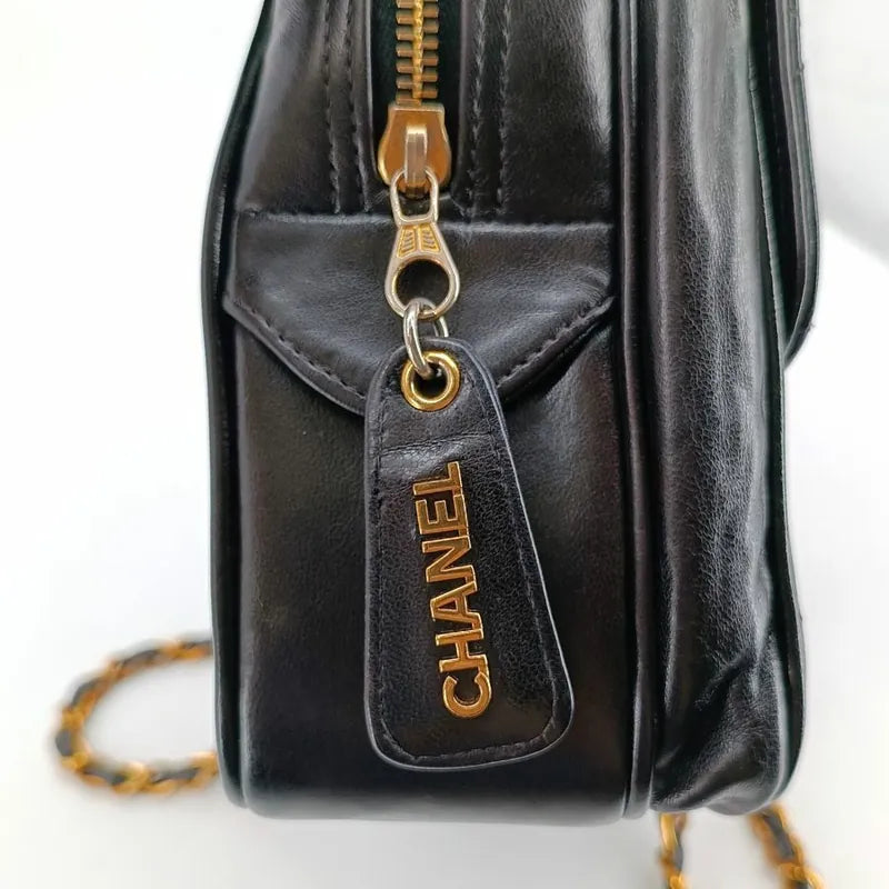 c335-chanel-vintage-black-lambskin-quilted-tote-bag