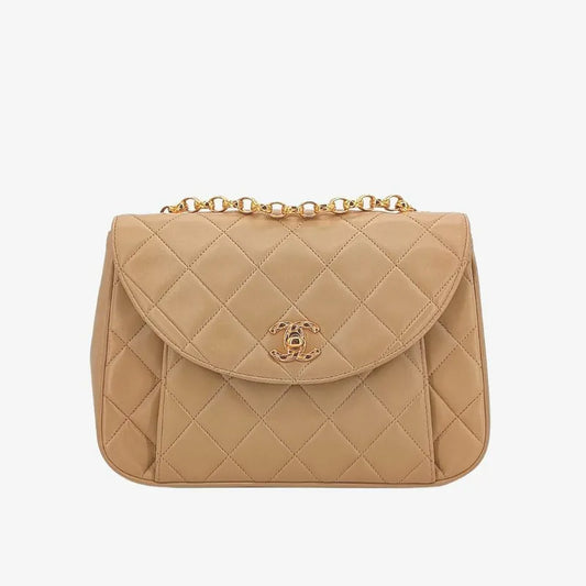 ra504-chanel-vintage-beige-lambskin-gold-chain-flap-bag