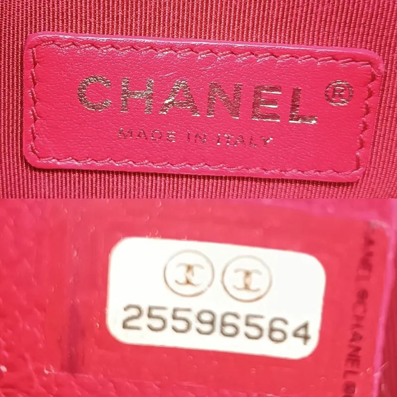 ra257-chanel-black-calfskin-gabrielle-shoulder-bag