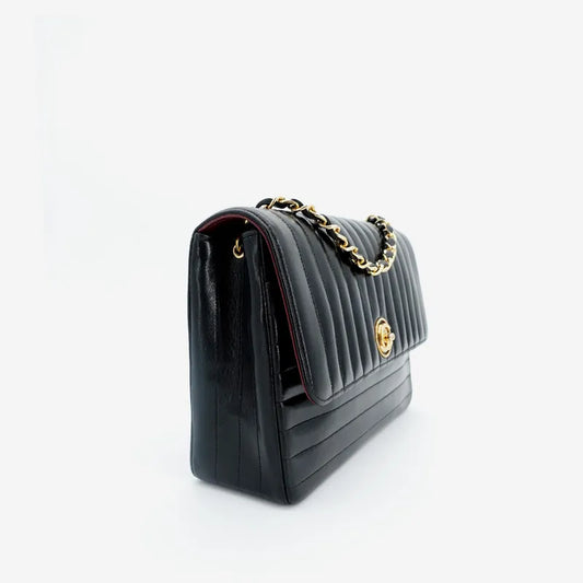 jq304-chanel-vintage-black-lambskin-horizontal-stripe-circle-turnlock-flap-bag