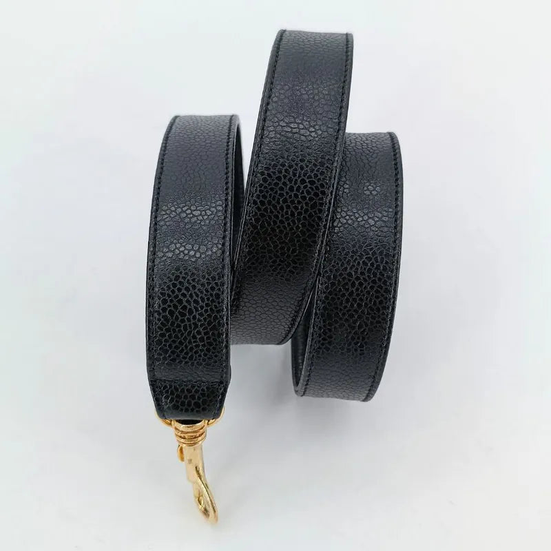 jr289-chanel-vintage-black-caviar-leather-chevron-cosmetic-bag