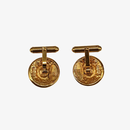 rb269-chanel-cuff-buttons