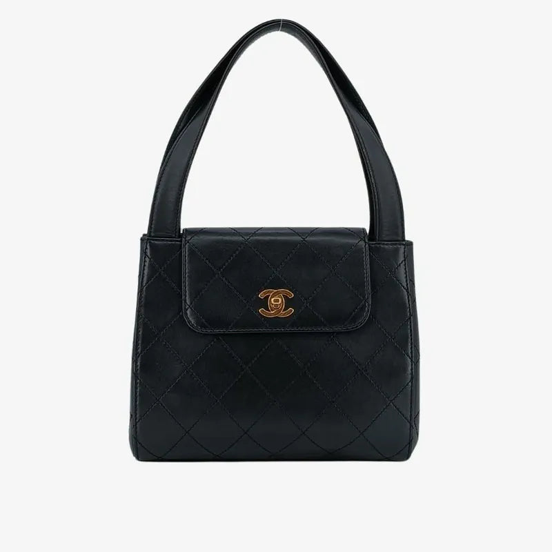ra555-chanel-vintage-black-lambskin-quilted-handbag