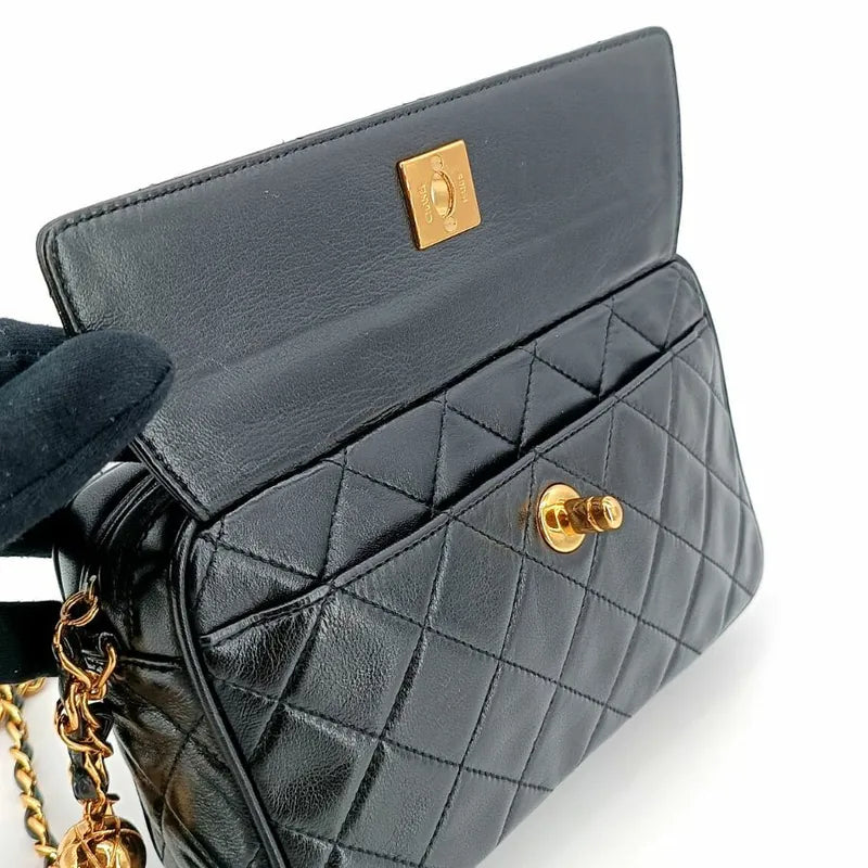 jt282-chanel-vintage-black-lambskin-quilted-camera-bag