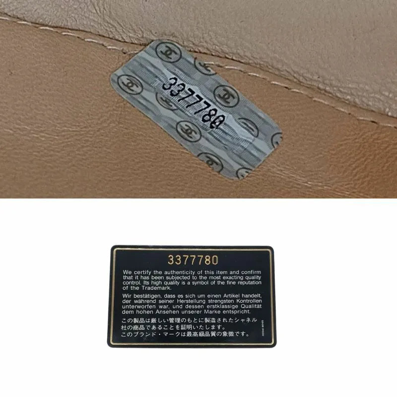 sh022-chanel-vintage-beige-patent-leather-round-vanity-handbag