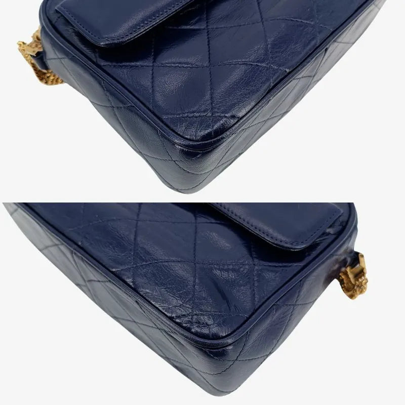 c423-chanel-vintage-navy-lambskin-clover-chain-camera-bag