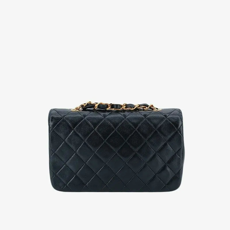 jt732-chanel-vintage-black-lambskin-flap-bag