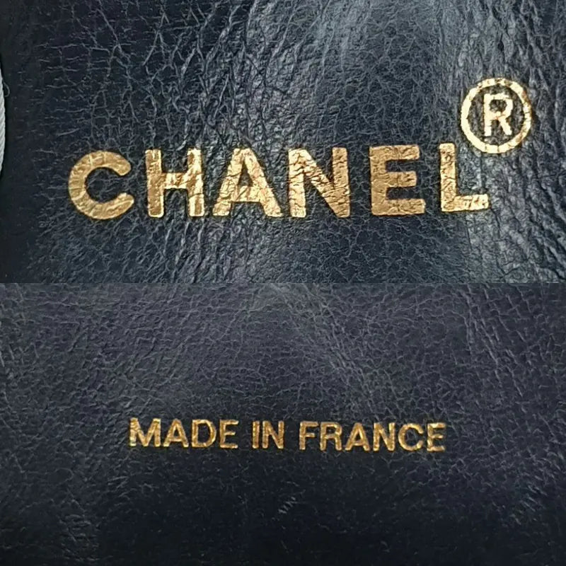 jah200-chanel-vintage-black-lambskin-tessel-camera-bag