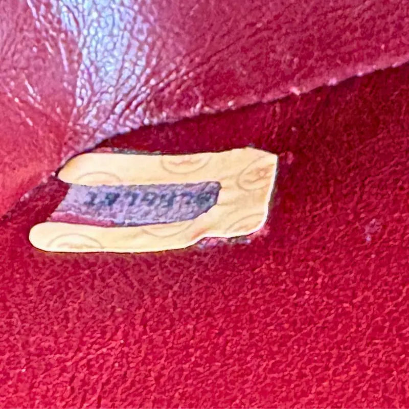 c575-chanel-vintage-black-lambskin-gold-chain-flap-bag