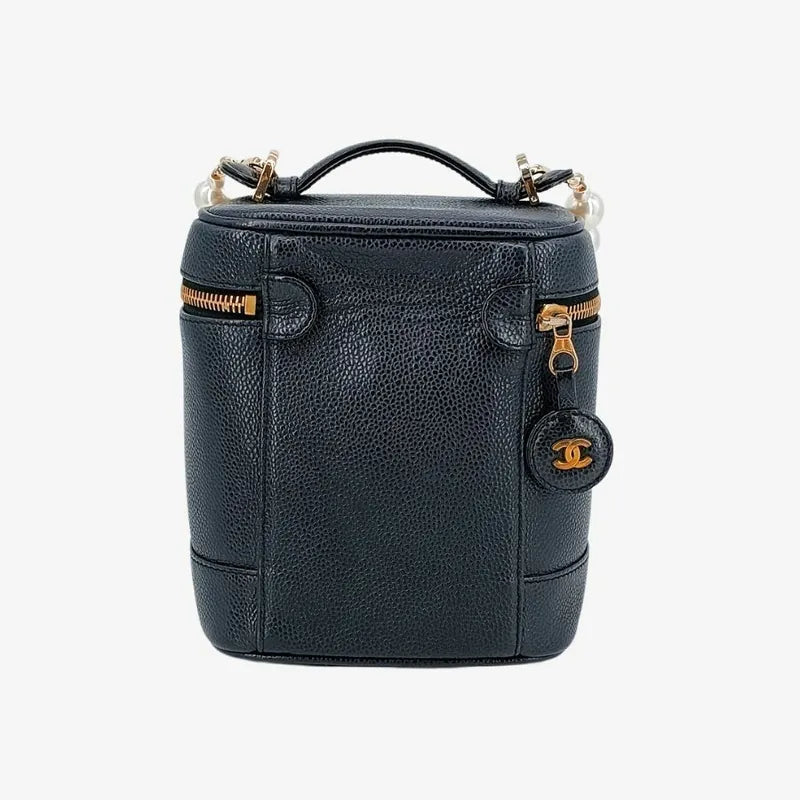 tk017-chanel-vintage-black-caviar-leather-cosmetic-bag