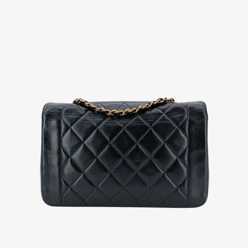ju221-chanel-vintage-black-lambskin-25cm-diana-flap-bag