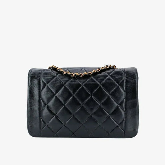 ju221-chanel-vintage-black-lambskin-25cm-diana-flap-bag