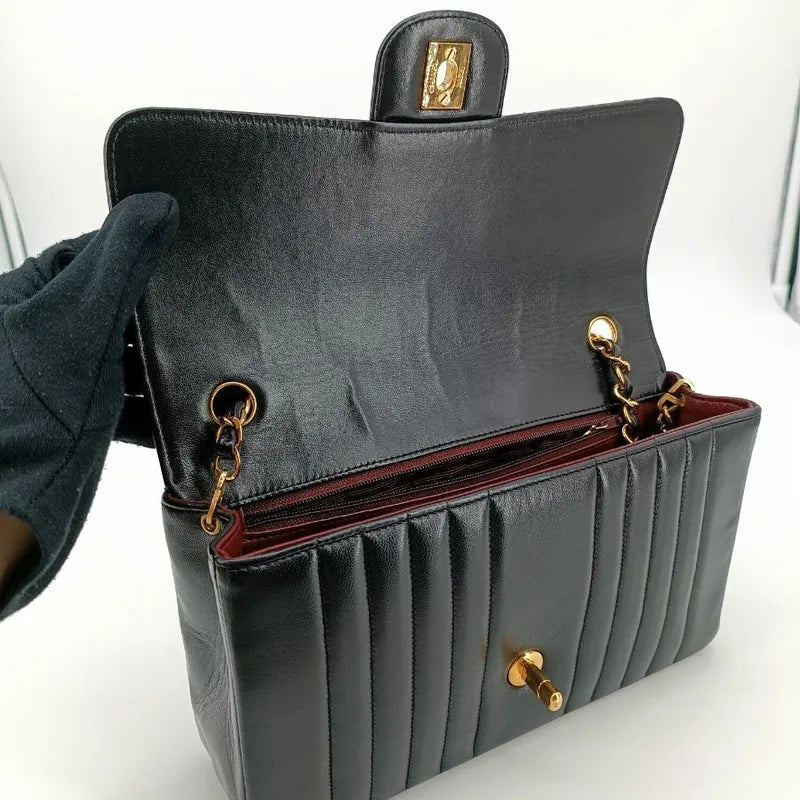 jt290-chanel-vintage-black-lambskin-vertical-flap-bag
