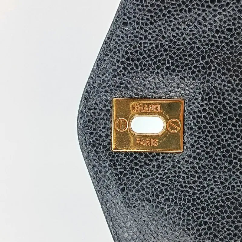 ra226-chanel-vintage-black-caviar-leather-tote-bag