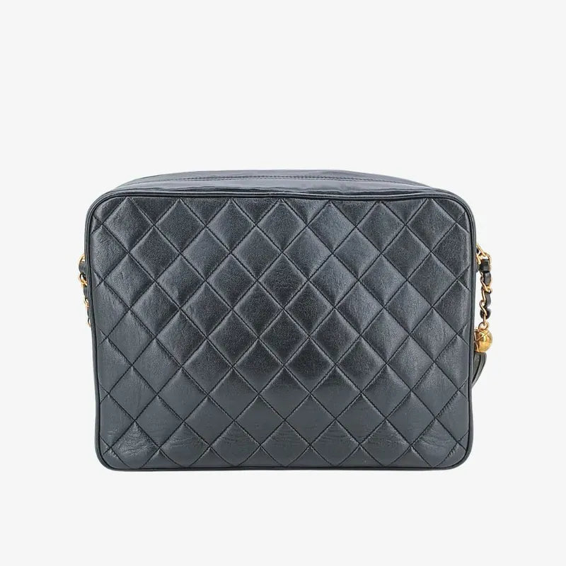 jt616-chanel-vintage-black-lambskin-quilted-camera-bag