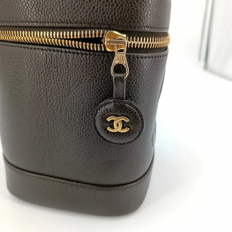 js971-chanel-vintage-dark-brown-caviar-leather-cosmetic-bag