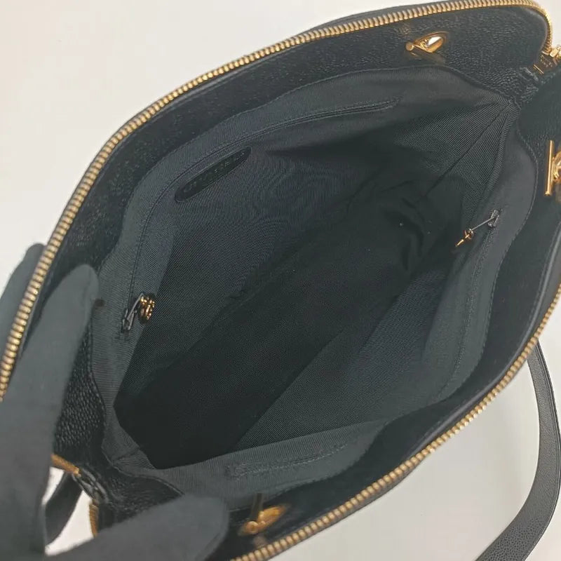 ra139-chanel-vintage-black-caviar-leather-6cc-embossed-logo-tote-bag