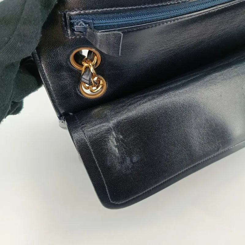 jt445-chanel-vintage-navy-lambskin-quilted-flap-bag