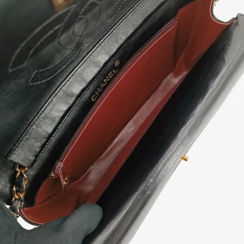 ju062-chanel-vintage-black-lambskin-half-moon-double-flap-bag