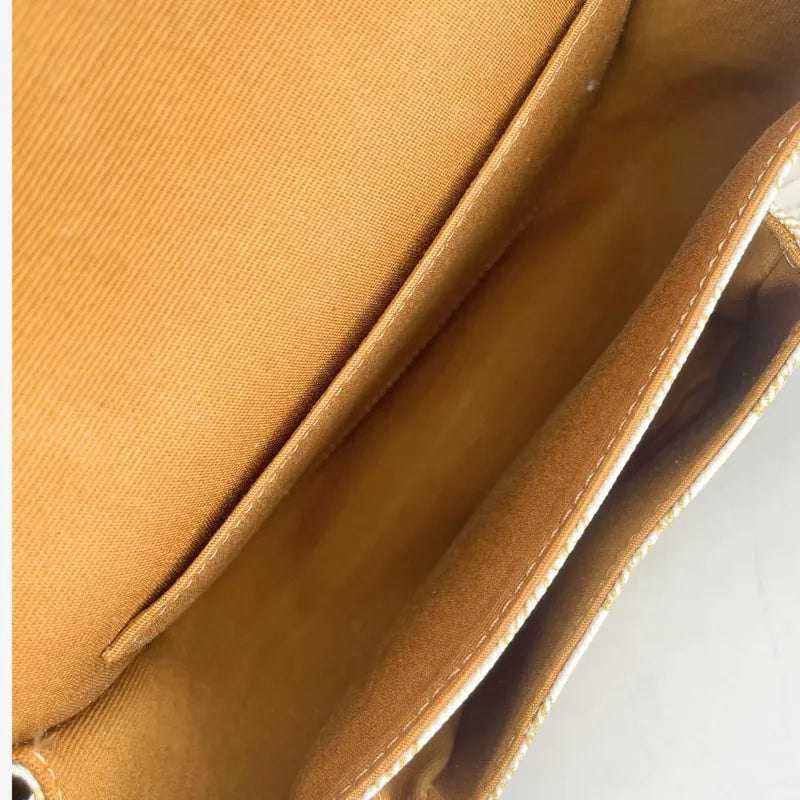 c557-celine-white-triomphe-medium-folco-shoulder-bag