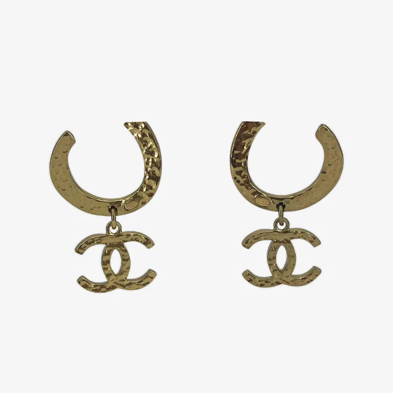 jy431-chanel-vintage-2022-gold-plated-cc-drop-logo-earrings