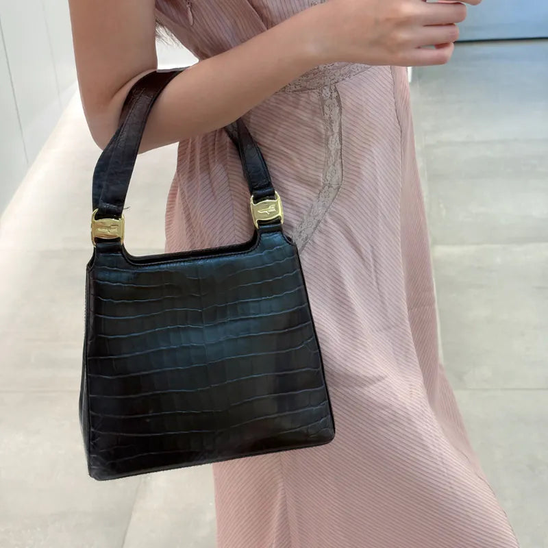 RE399 - SALVATORE FERRAGAMO Vintage Brown Calf Leather Shoulder Bag - Lovintage