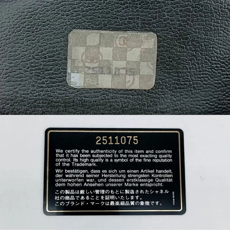 jah161-chanel-vintage-black-lambskin-embossed-logo-tote-bag