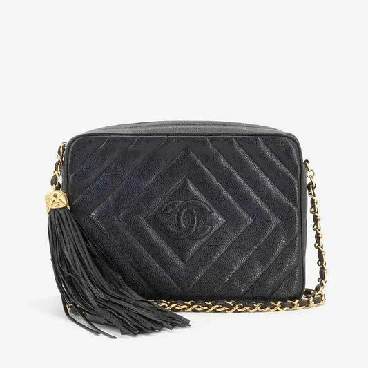 jr631-chanel-vintage-black-caviar-leather-tassel-camera-bag