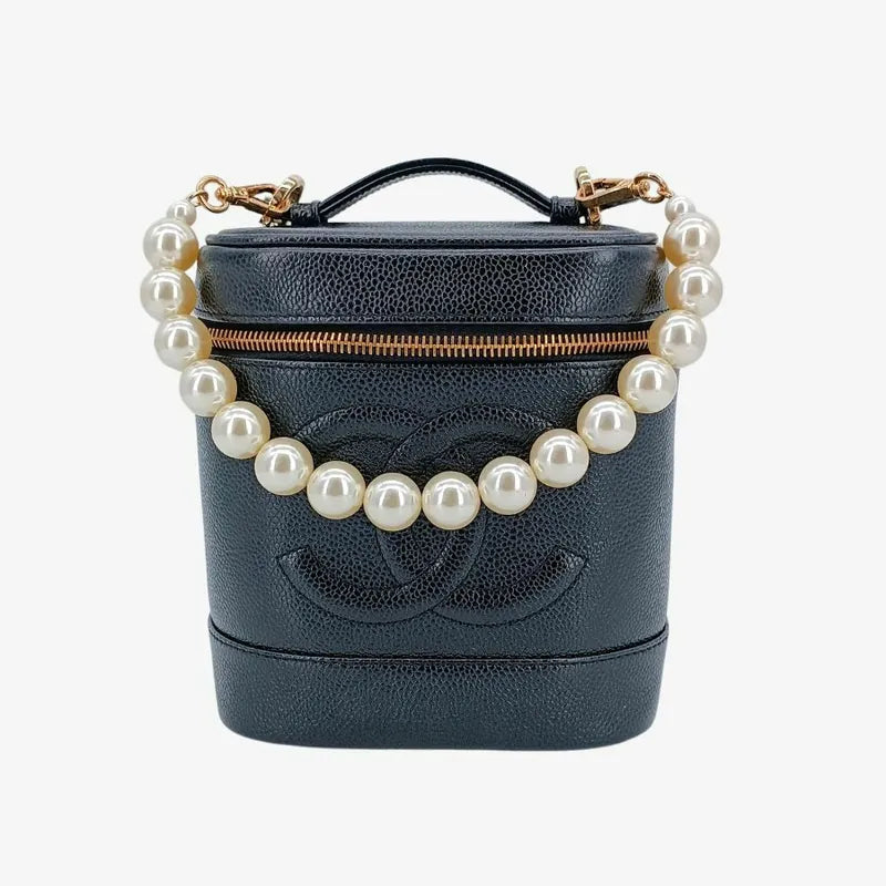 js939-chanel-vintage-black-caviar-leather-cosmetic-bag