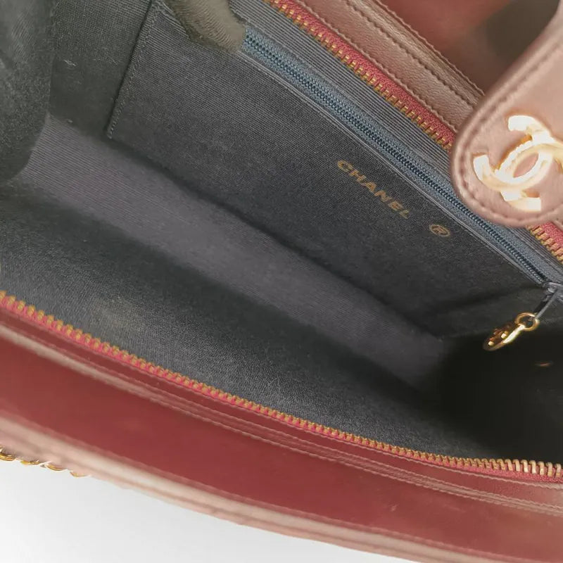 ju363-chanel-vintage-burgundy-lambskin-quilted-shoulder-bag