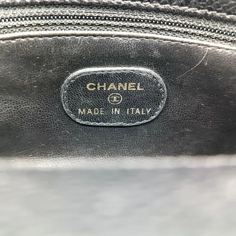 js949-chanel-vintage-black-caviar-leather-camera-bag