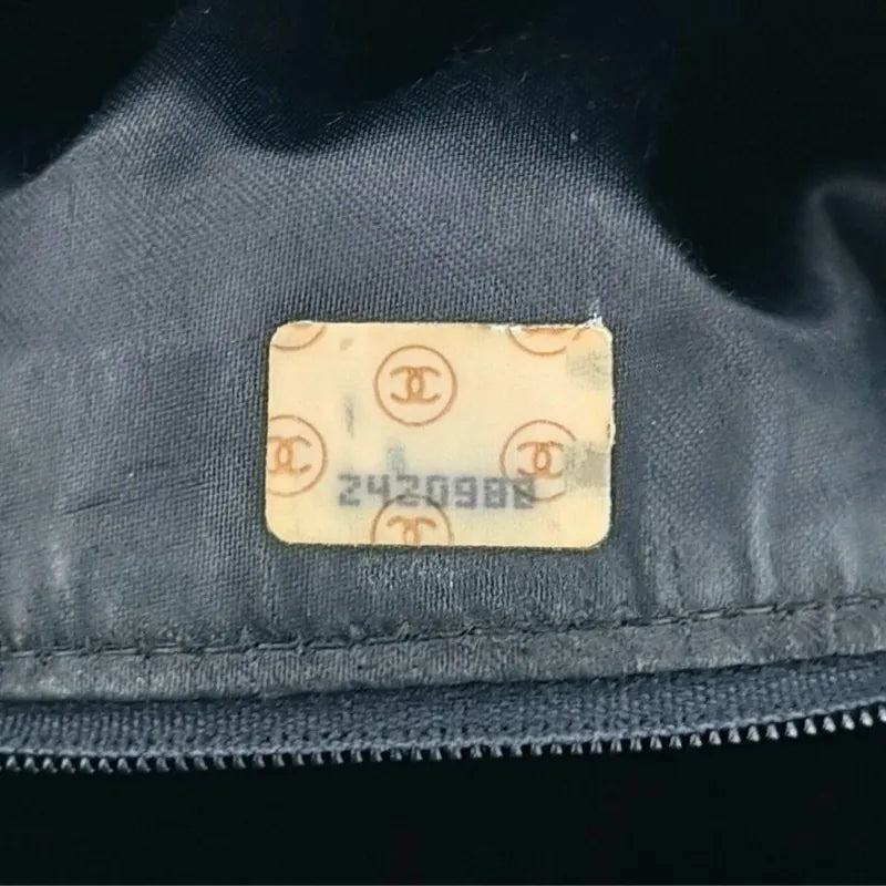 rb482-chanel-vintage-black-lambskin-gold-chain-camera-bag