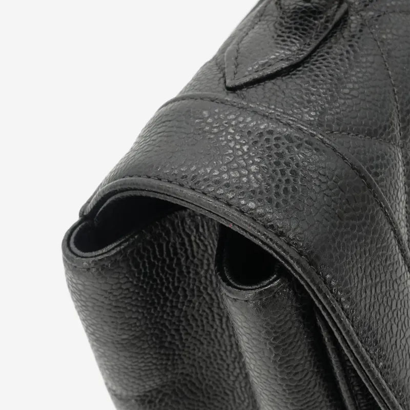 jq614-chanel-vintage-black-caviar-quilted-handbag