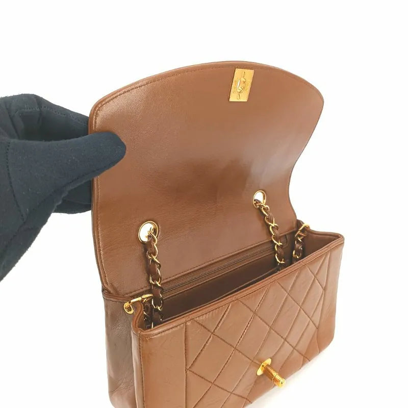 jt156-chanel-vintage-brown-lambskin-22cm-diana-flap-bag