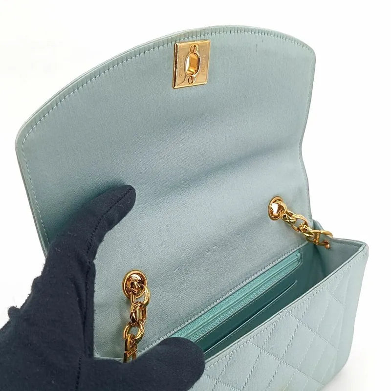 js711-chanel-vintage-light-blue-satin-gold-chain-19cm-diana-flap-bag