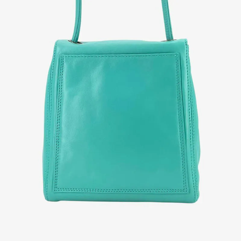 jw031-chanel-vintage-light-blue-lambskin-shoulder-bag