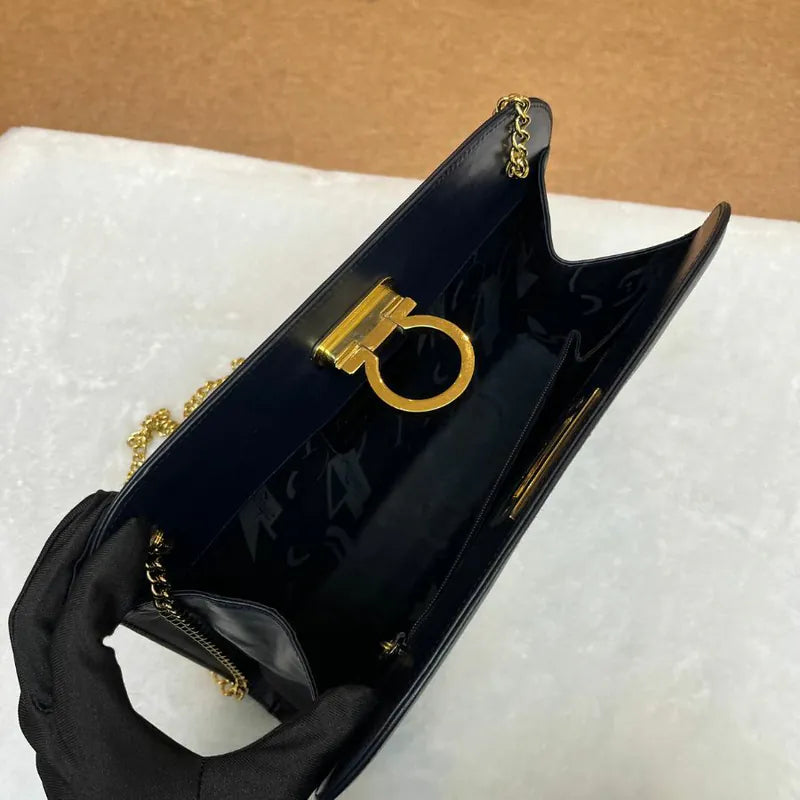 JX306 - SALVATORE FERRAGAMO Vintage Black Box Leather Shoulder Bag JX306 - SALVATORE FERRAGAMO Vintage Black Box Leather Shoulder Bag